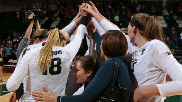 MSU VB 2016.  Photo courtesy of MSU SID